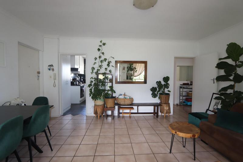 2 Bedroom Property for Sale in Claremont Western Cape